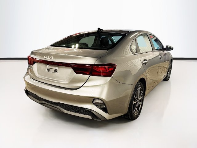 Certified 2023 Kia Forte LXS w/ LXS Technology Package FWD image 7