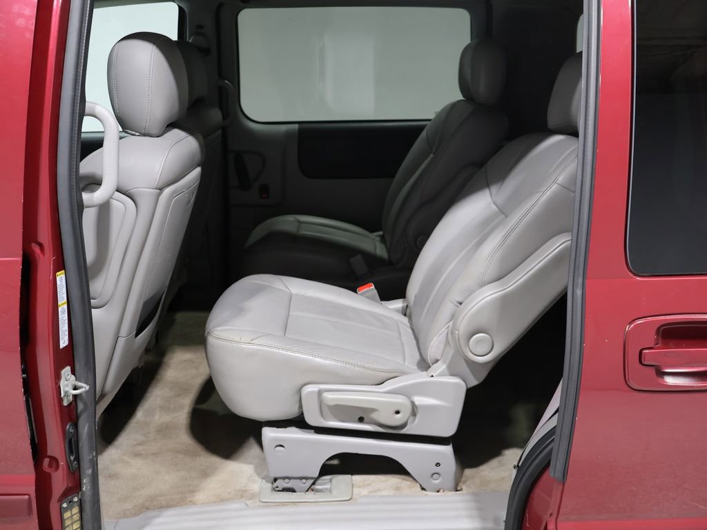 Used 2005 Chevrolet Uplander LT w/ Premium Seating Package image 17