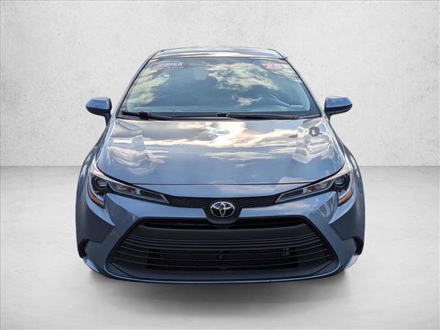 Used 2025 Toyota Corolla LE video 2