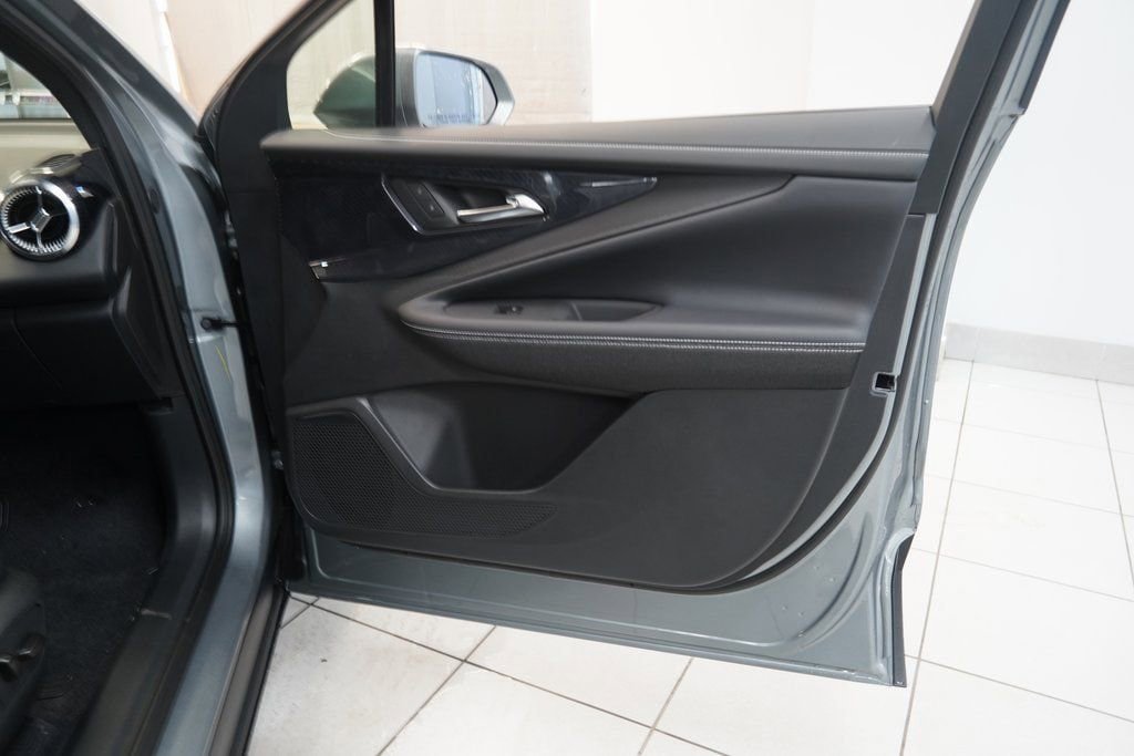 New 2026 Chevrolet Blazer EV LT FWD image 27