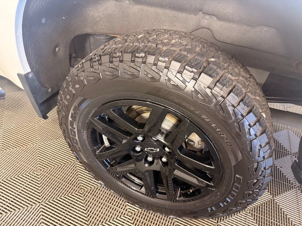 Used 2024 Chevrolet Silverado 1500 LT Trail Boss w/ Protection Package AWD/4WD image 13