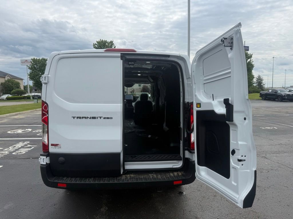 New 2026 Ford Transit 250 Low Roof w/ Load Area Protection Package RWD image 23