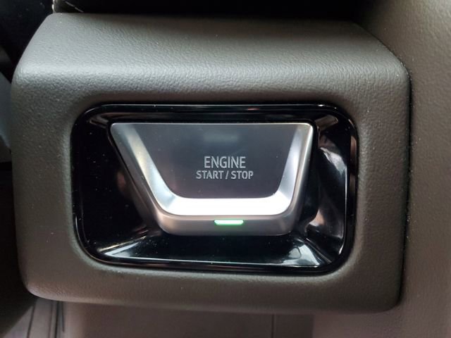 Used 2025 GMC Yukon XL Elevation image 23