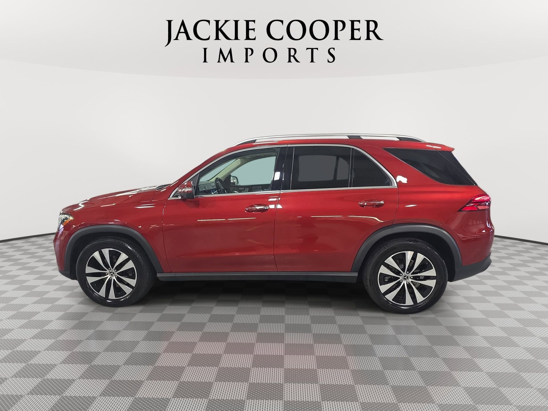 Used 2024 Mercedes-Benz GLE 350 4MATIC image 8