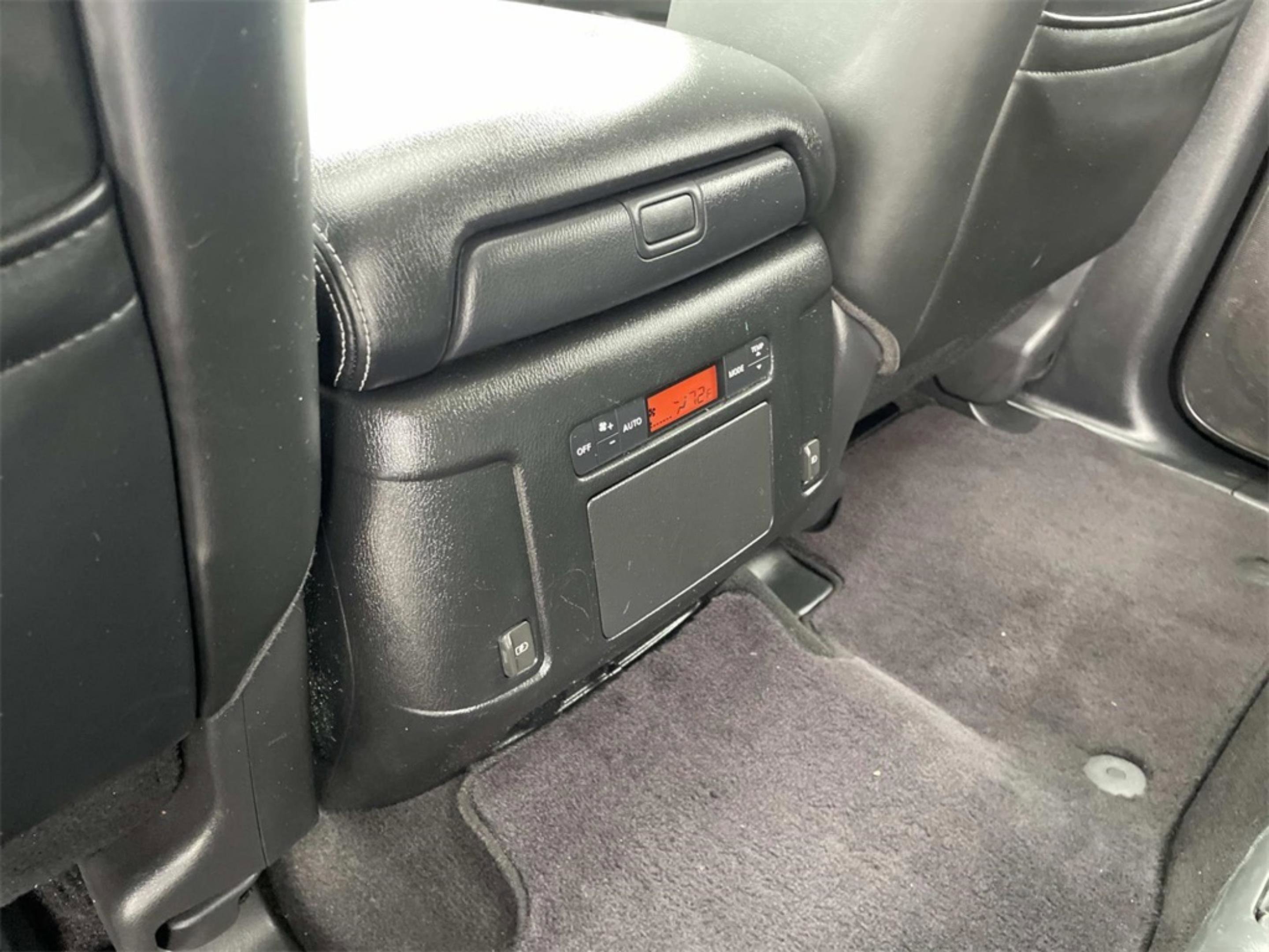 Used 2019 Nissan Armada SL w/ Premium Package image 40