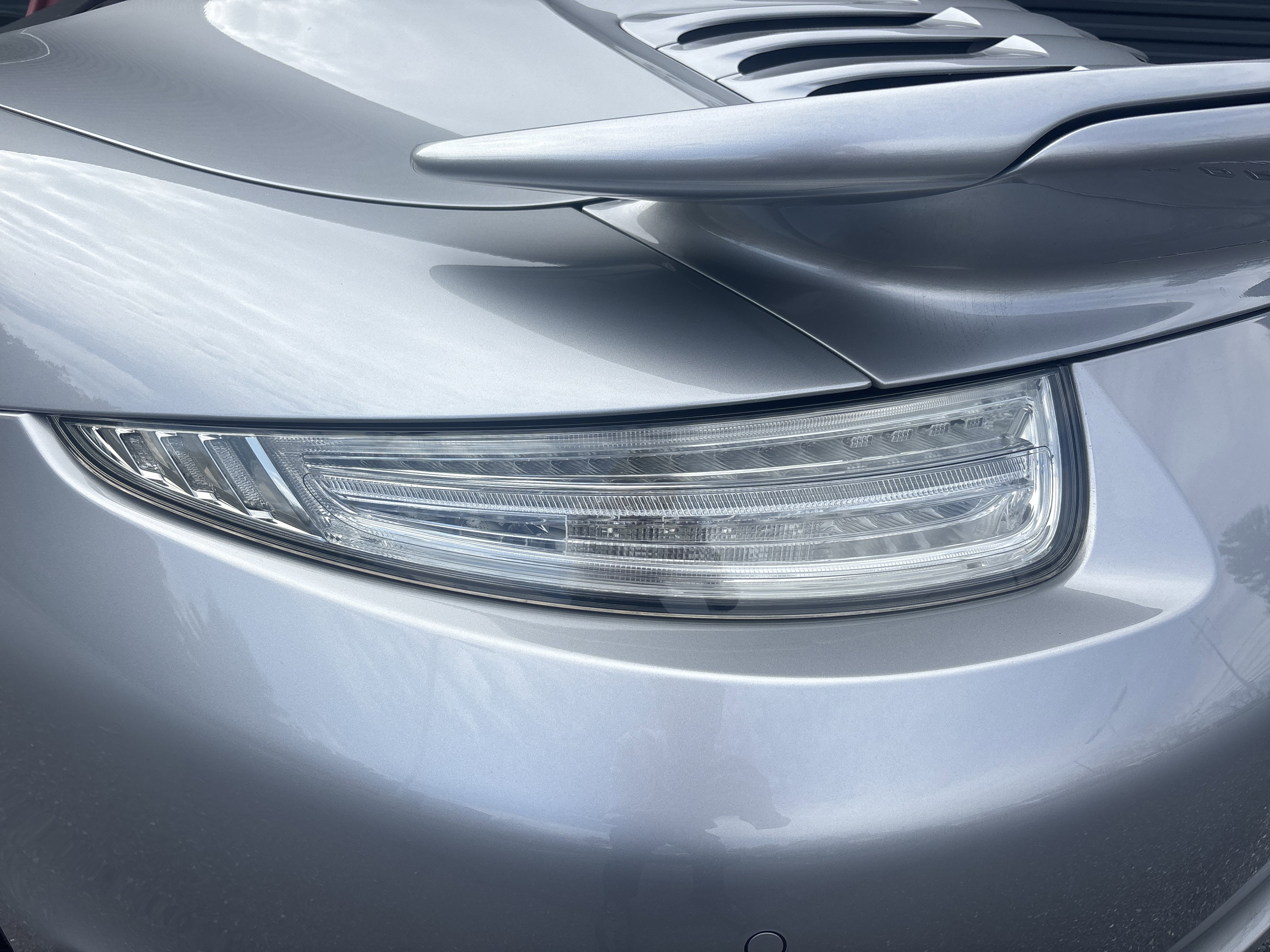 Certified 2015 Porsche 911 Turbo image 26