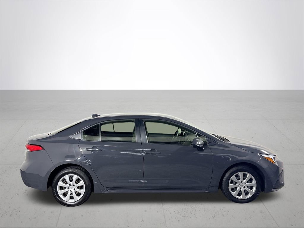 Used 2023 Toyota Corolla LE image 5