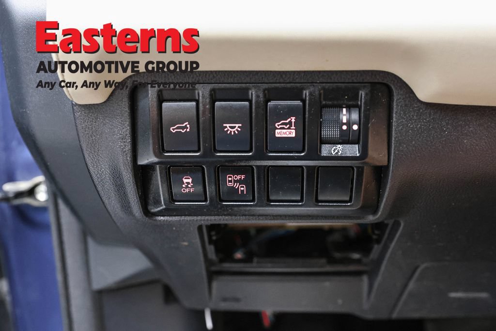 Used 2022 Subaru Ascent Touring AWD/4WD image 24