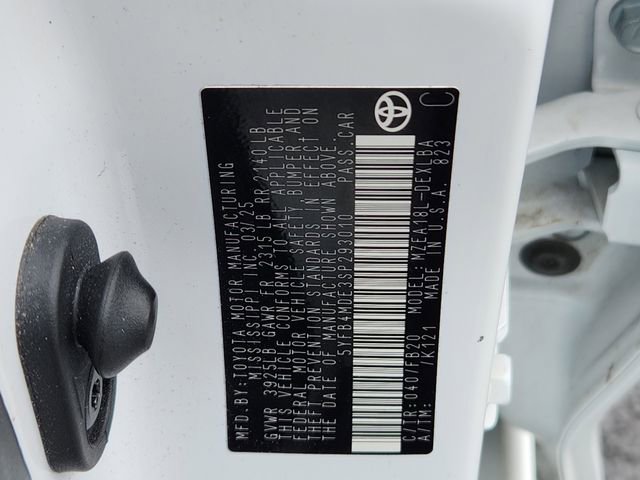 Used 2025 Toyota Corolla LE FWD image 34