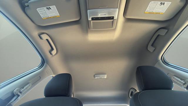 Certified 2025 Nissan Sentra S image 27