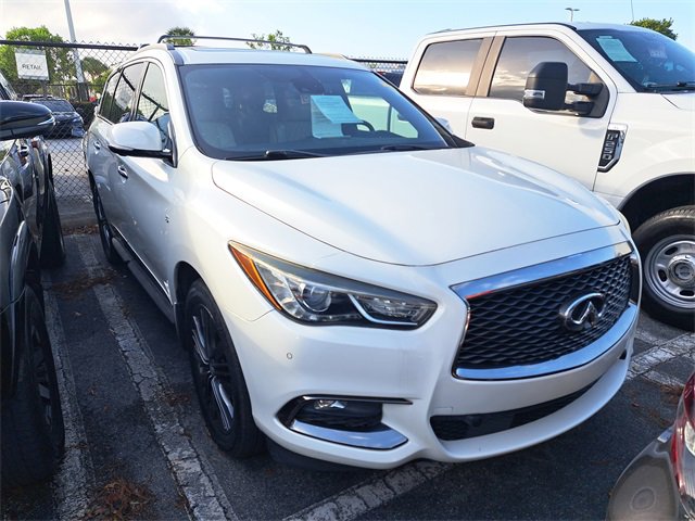 Used 2019 INFINITI QX60 Luxe w/ Limited Package image 2