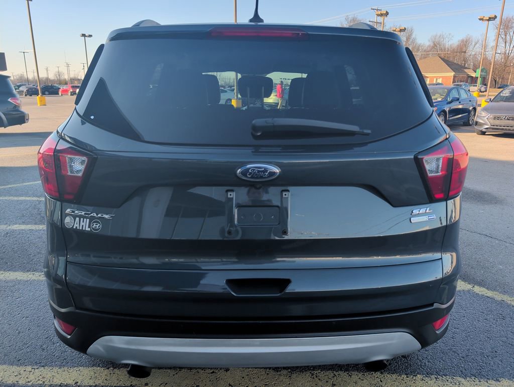 Used 2019 Ford Escape SEL image 6