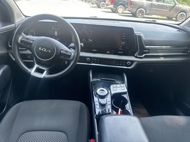 Used 2023 Kia Sportage LX image 8