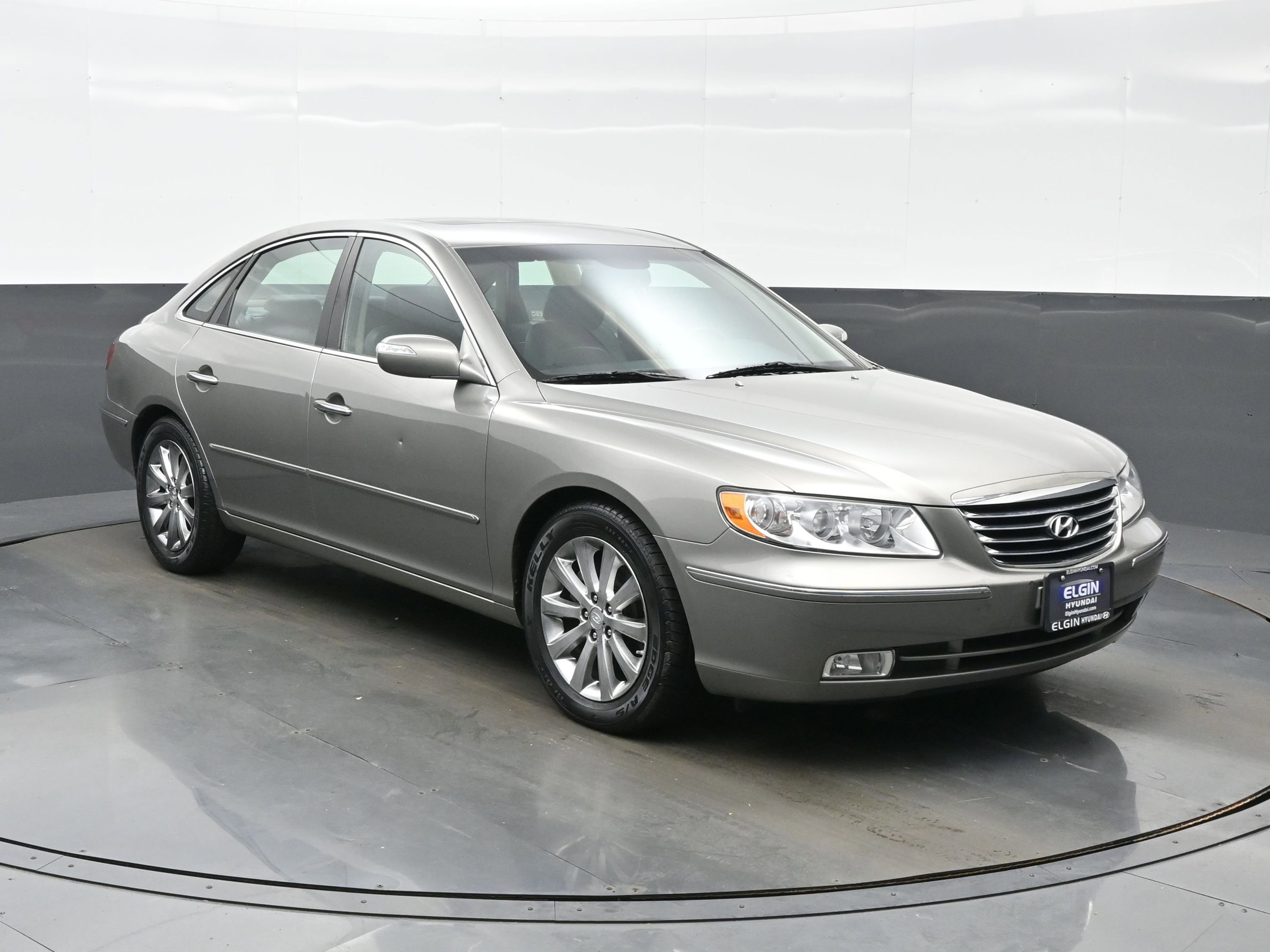 Used 2009 Hyundai Azera Limited w/ Ultimate Navigation Pkg 4 FWD image 8