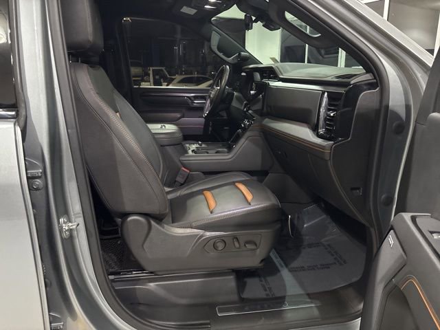 Used 2024 GMC Sierra 2500 AT4 w/ Technology Package image 30