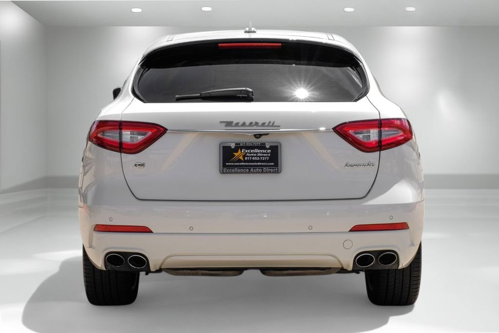Used 2019 Maserati Levante image 10