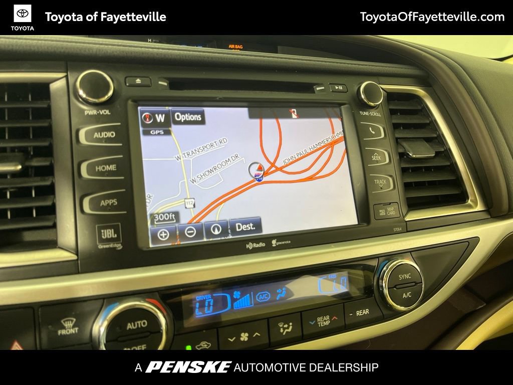 Used 2015 Toyota Highlander Limited FWD image 28