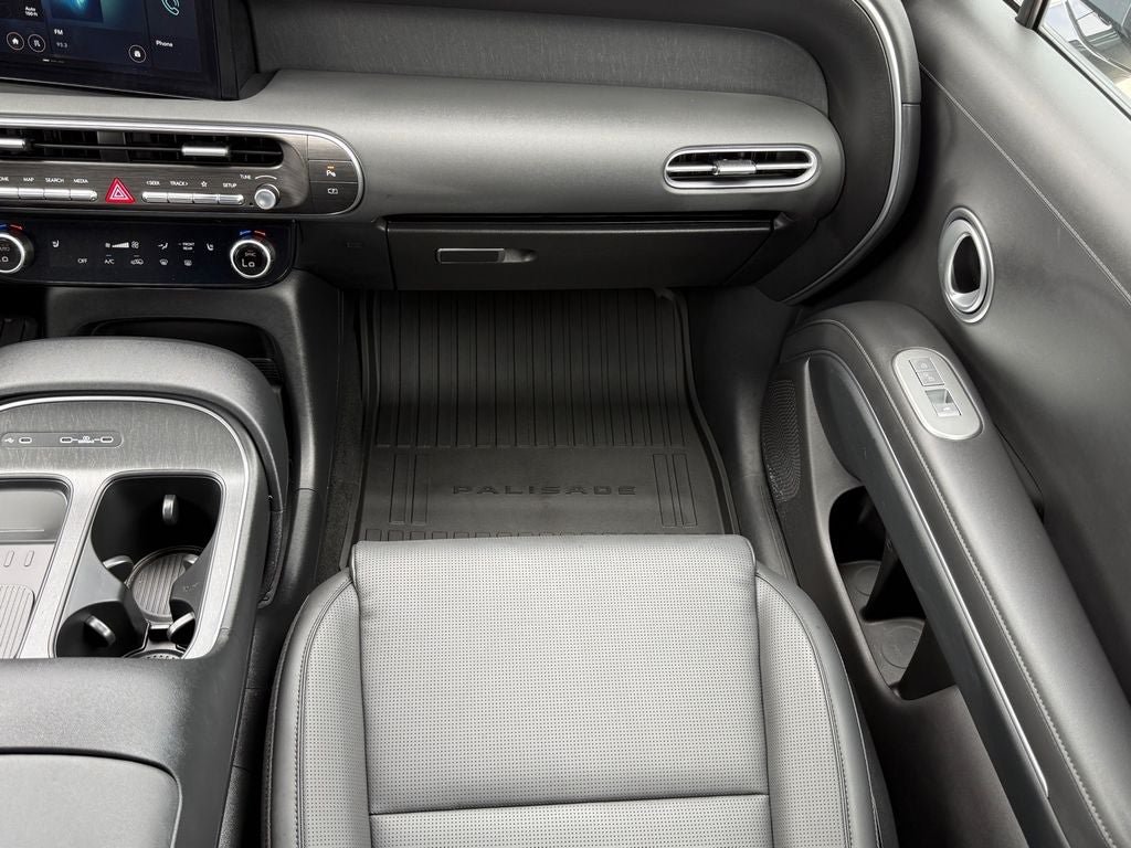 Certified 2026 Hyundai Palisade SEL FWD image 15