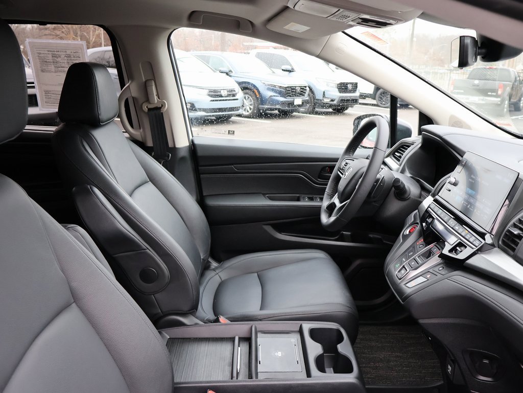 Certified 2025 Honda Odyssey EX-L image 8