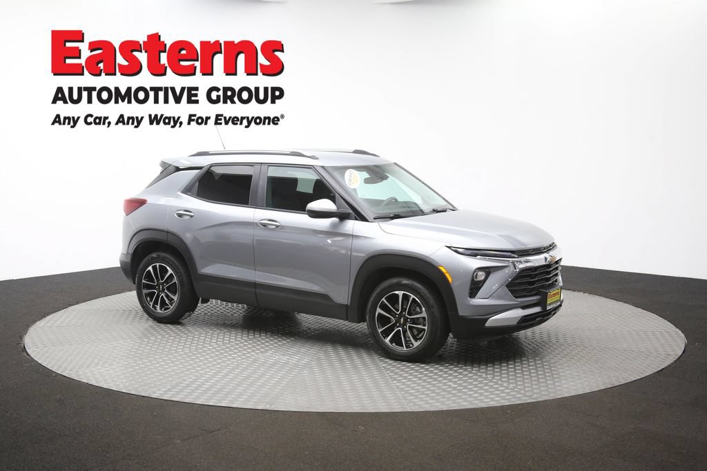Used 2024 Chevrolet TrailBlazer LT FWD image 46