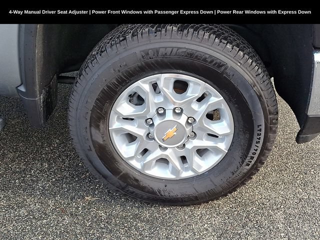 Used 2026 Chevrolet Silverado 2500 LT w/ All Star Edition AWD/4WD image 14