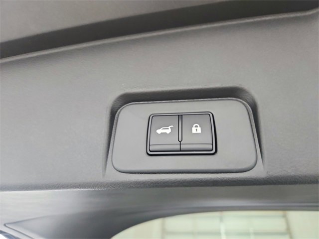 New 2025 Nissan Rogue SV image 37