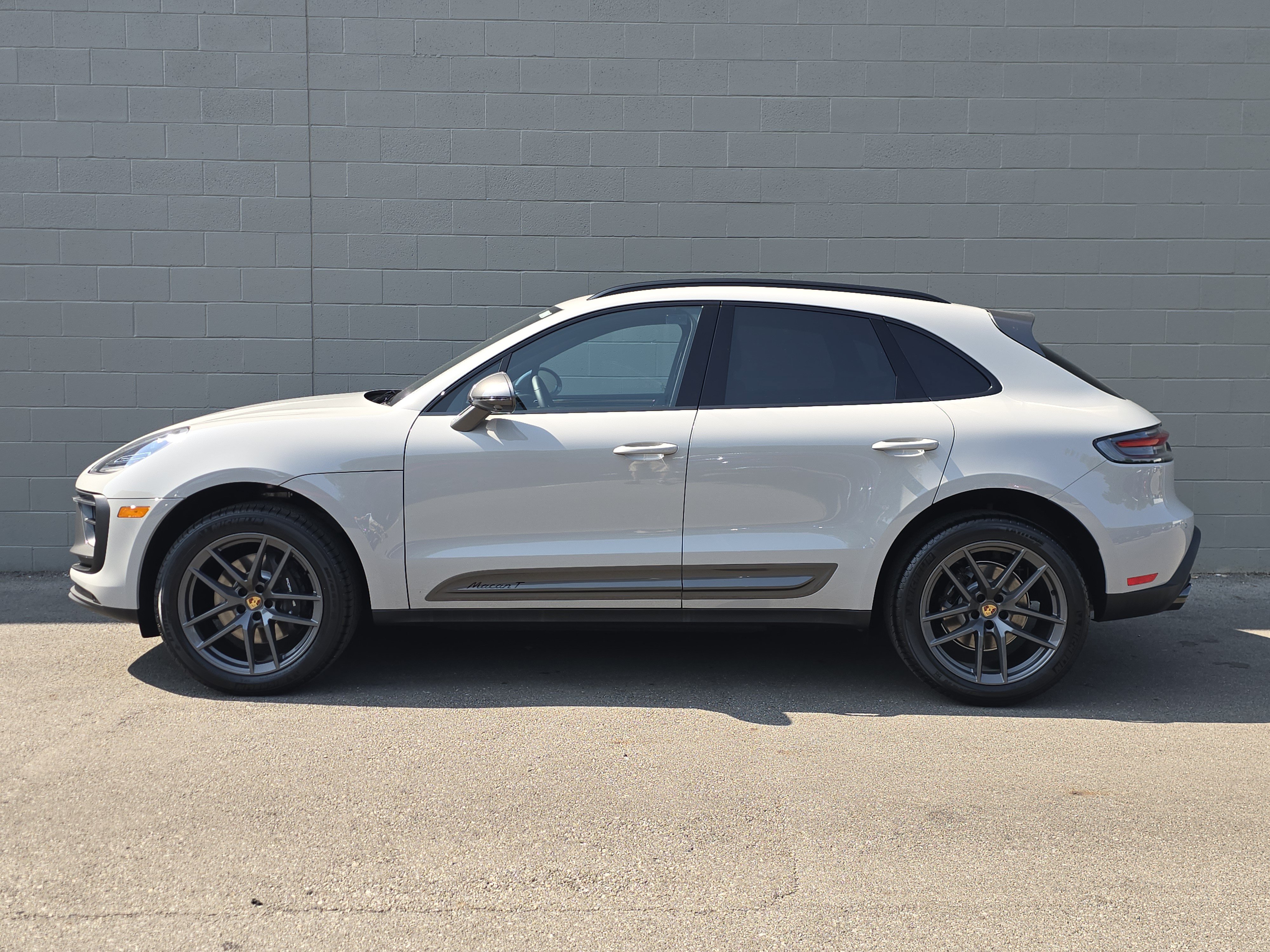New 2026 Porsche Macan Turbo AWD/4WD image 2