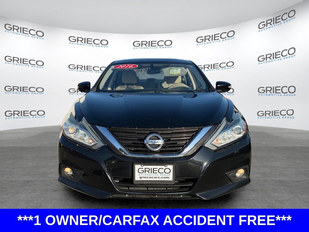 Used 2016 Nissan Altima 2.5 SV w/ Convenience Package FWD image 2