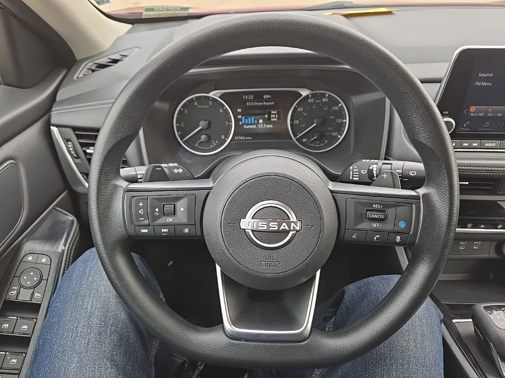 Used 2024 Nissan Rogue SV image 14