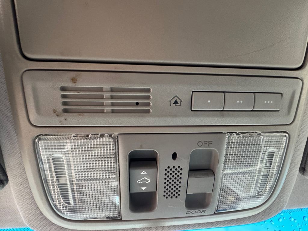 Used 2009 Honda Accord EX-L image 30