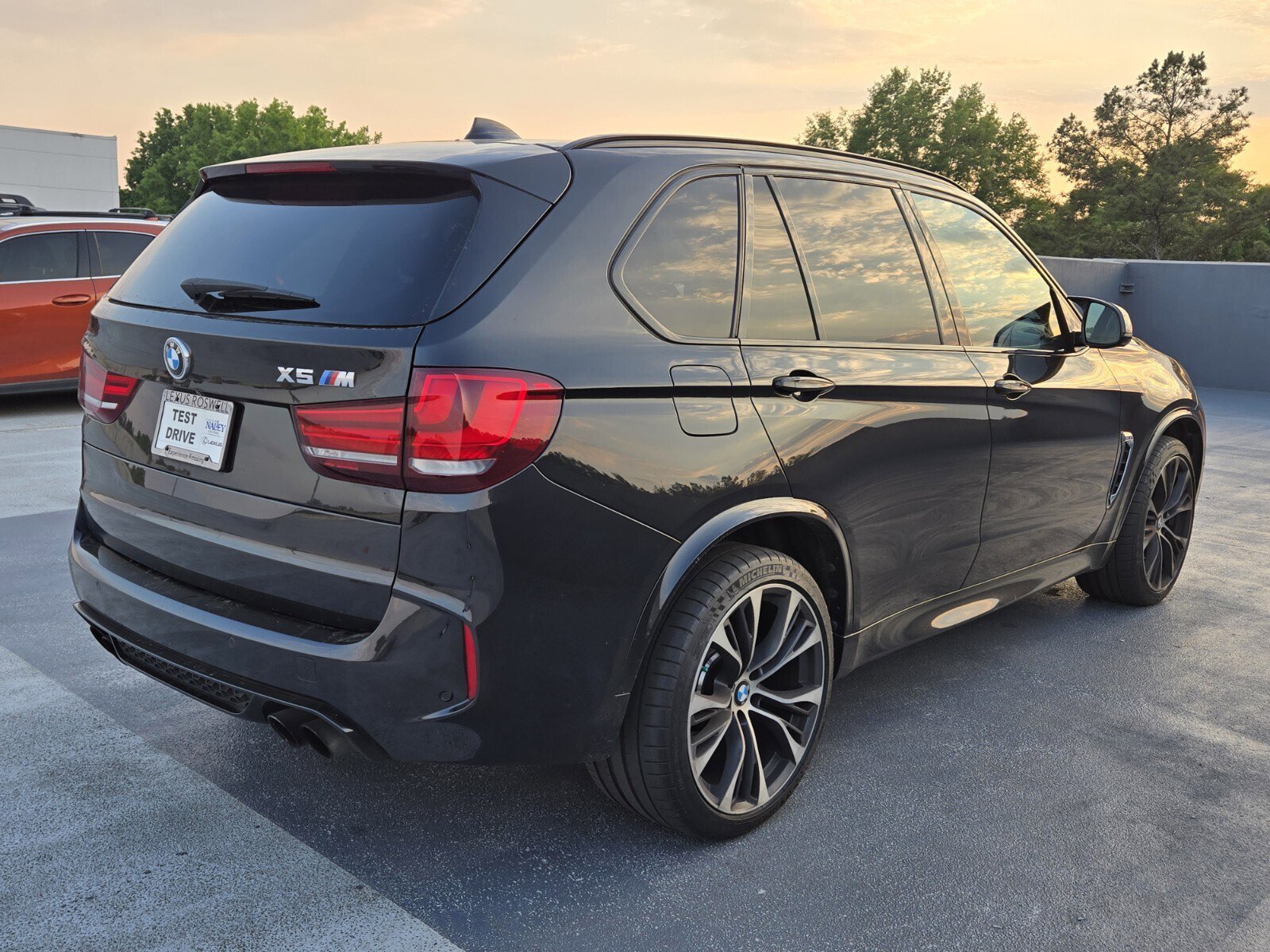 Used 2018 BMW X5 M AWD/4WD image 3