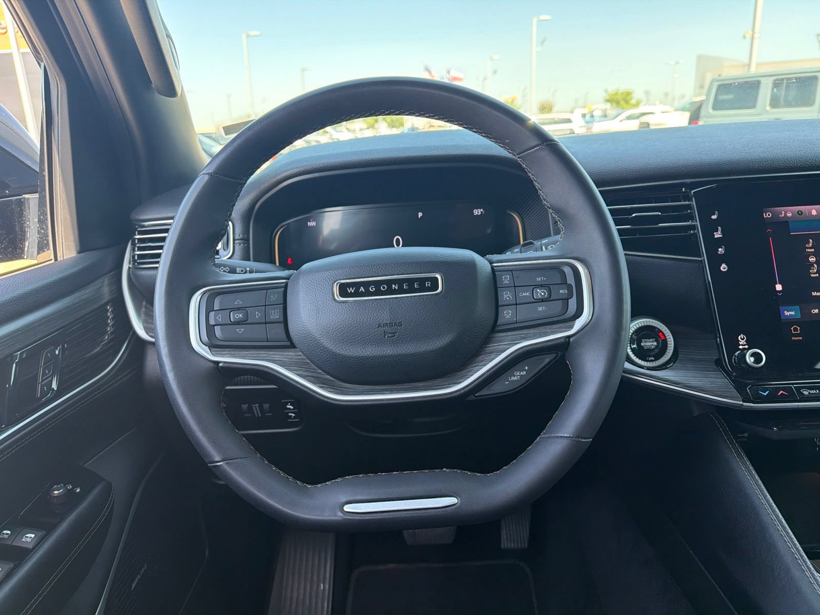 Used 2024 Jeep Wagoneer Series II w/ Flexible Seating Group AWD/4WD image 20