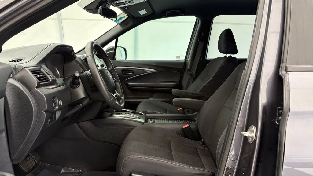 Used 2019 Honda Passport Sport image 13