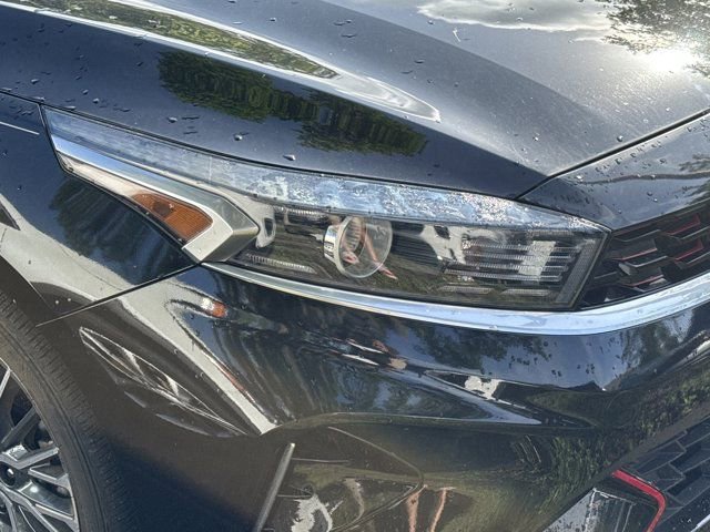 Used 2022 Kia Forte GT-Line w/ GT-Line Premium Package FWD image 8