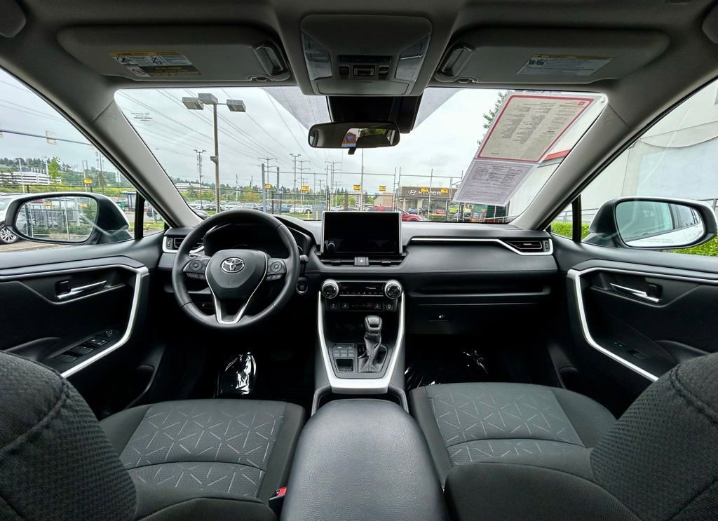 Certified 2024 Toyota RAV4 XLE w/ Convenience Package AWD/4WD image 17