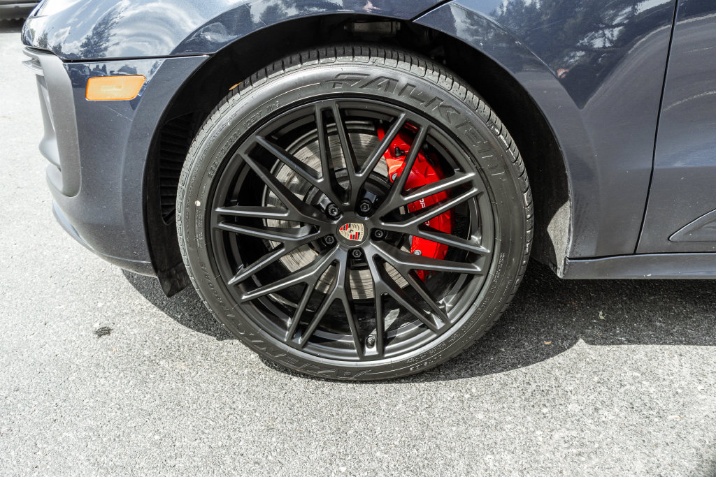 Used 2022 Porsche Macan GTS w/ Premium Package Plus AWD/4WD image 35