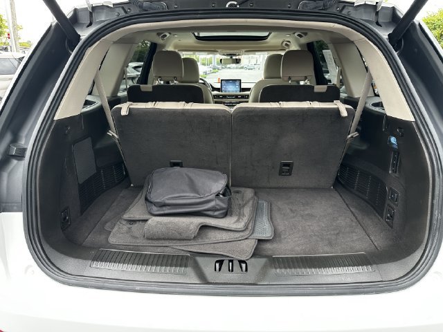 Certified 2023 Lincoln Aviator Grand Touring w/ Equipment Group 301A AWD/4WD image 45