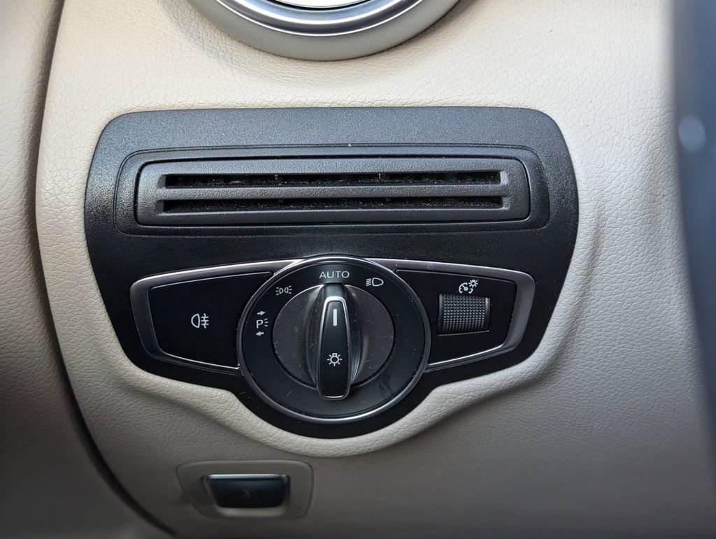 Certified 2022 Mercedes-Benz GLC 300 4MATIC image 16