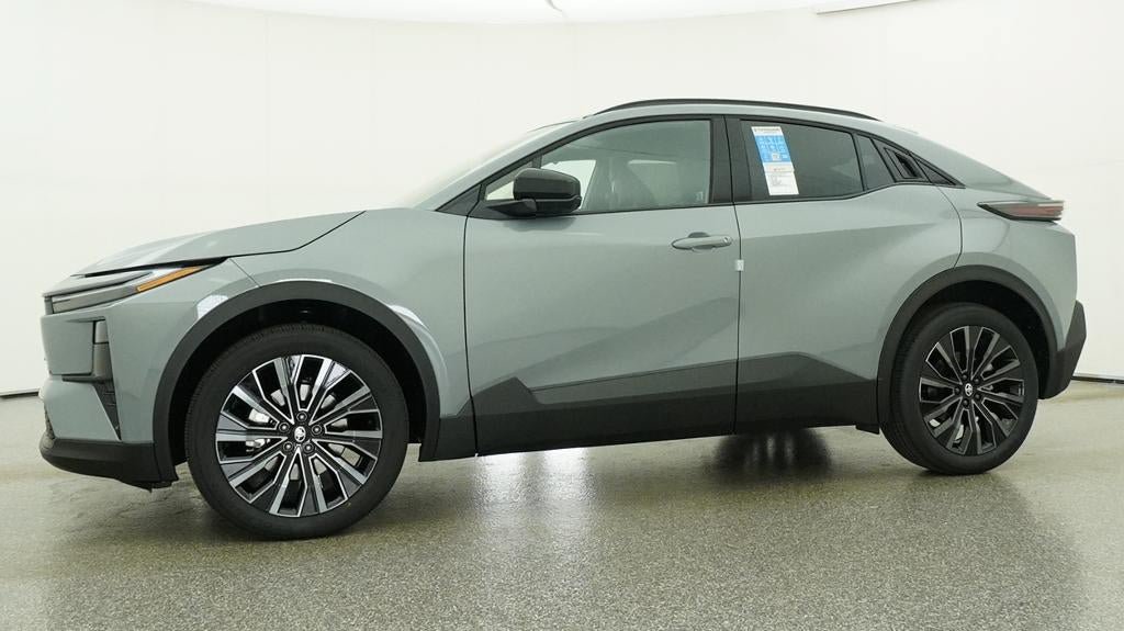 New 2026 Toyota C-HR AWD/4WD image 18