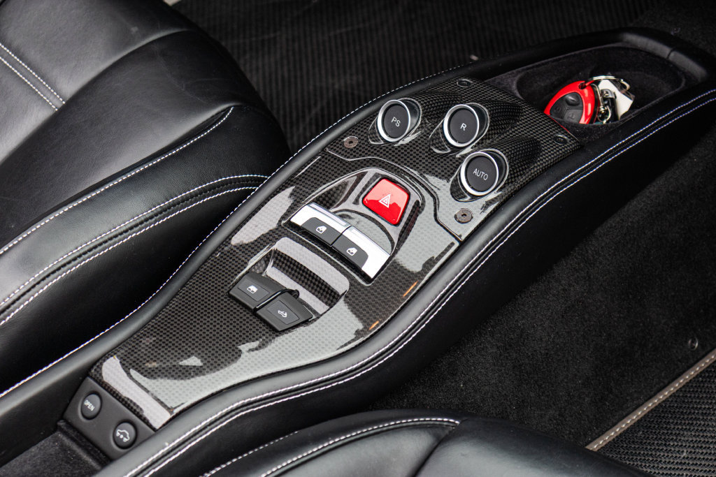 Used 2014 Ferrari 458 Spider RWD image 51