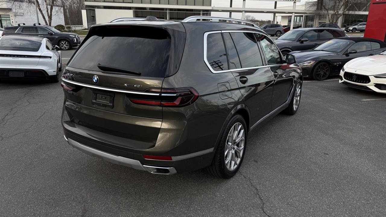Used 2024 BMW X7 xDrive40i image 21