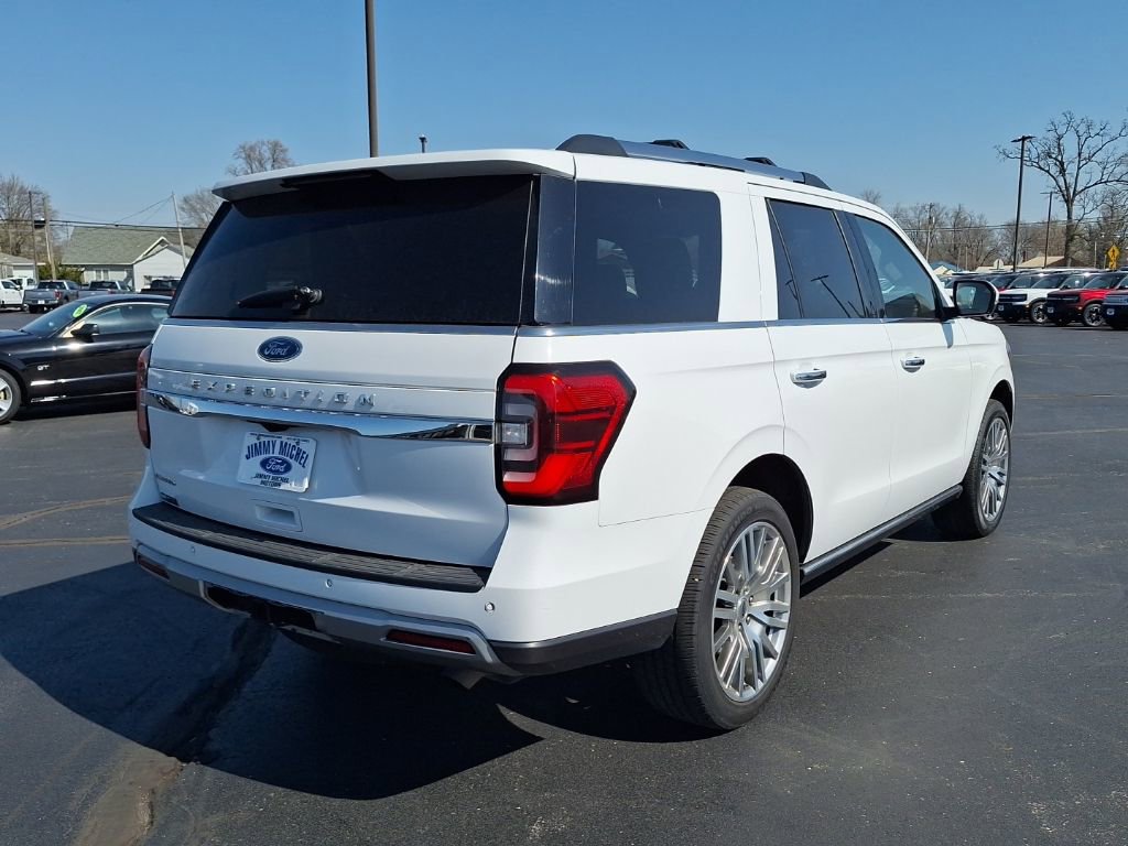 Used 2024 Ford Expedition Limited image 25
