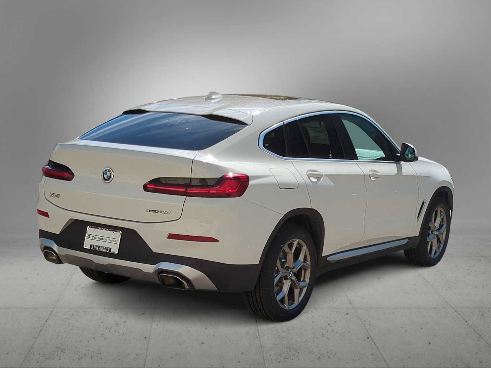 Used 2023 BMW X4 xDrive30i w/ Premium Package image 8