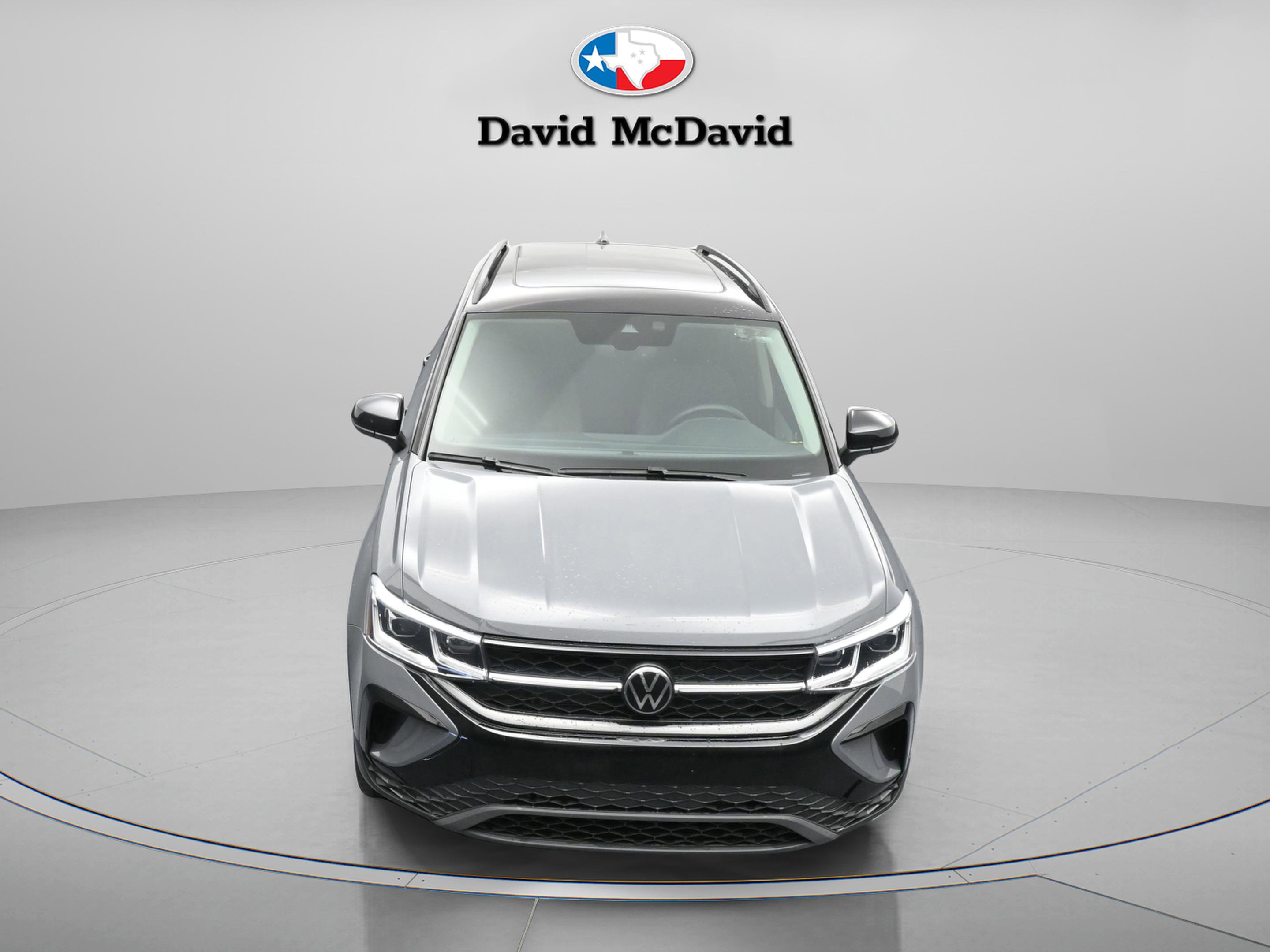 Used 2024 Volkswagen Taos SE image 30