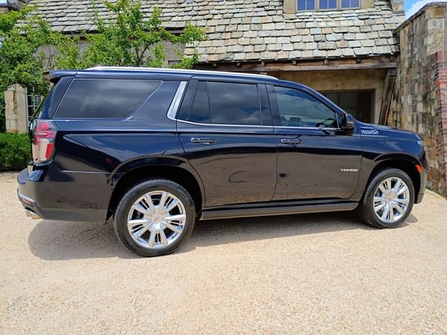 Used 2021 Chevrolet Tahoe High Country AWD/4WD image 15