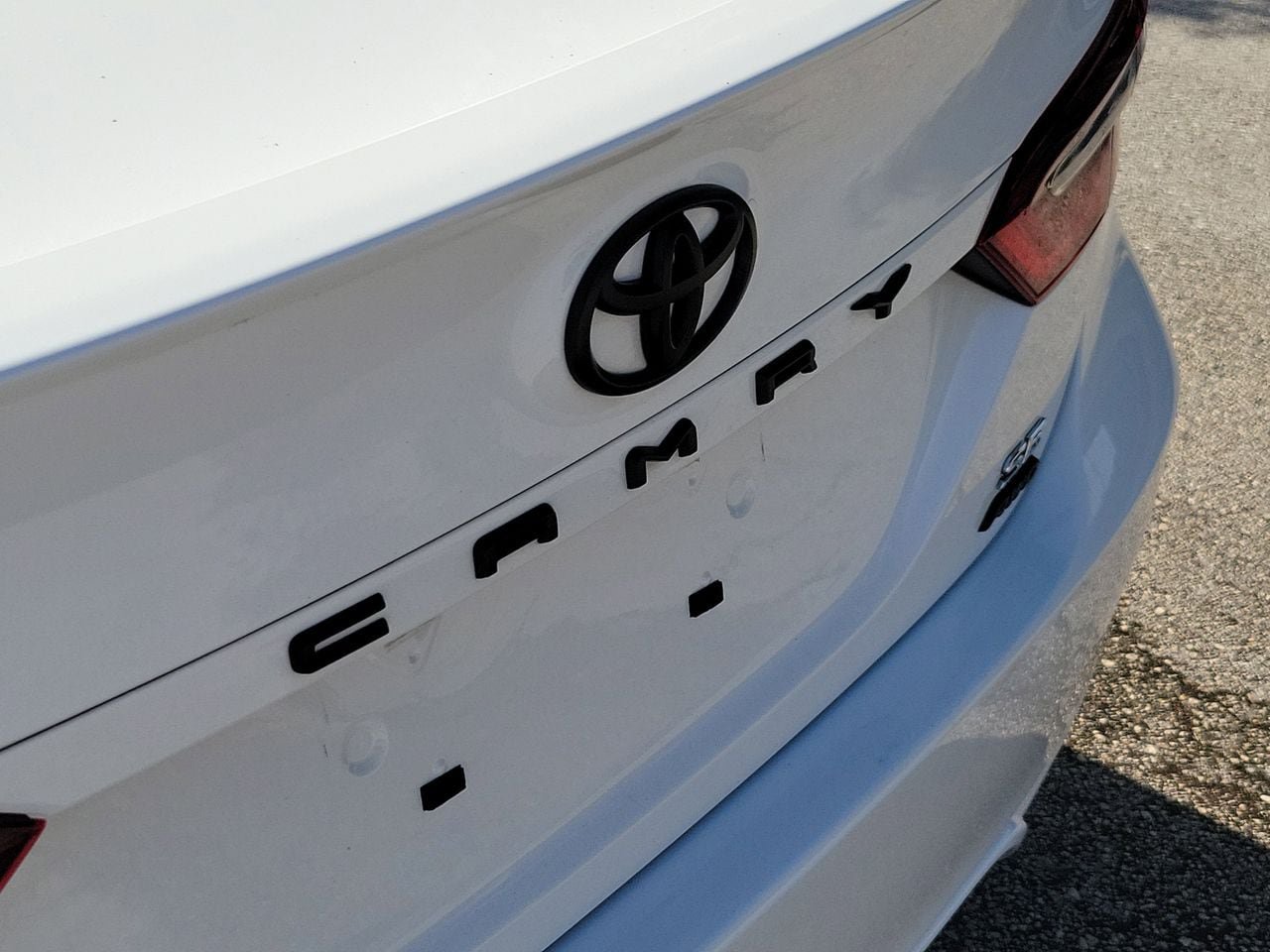 Used 2023 Toyota Camry SE AWD/4WD image 6