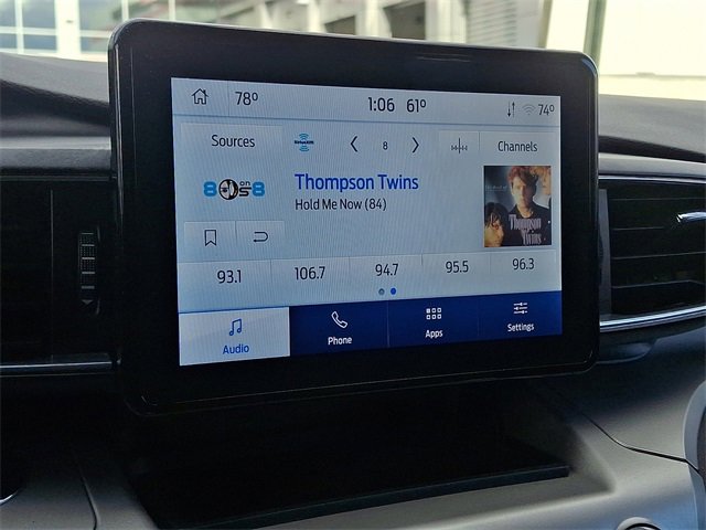 Used 2022 Ford Explorer XLT w/ Equipment Group 202A image 13