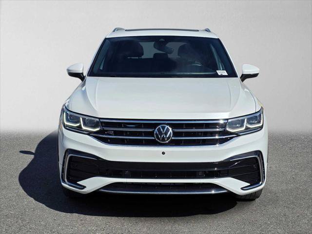 Used 2023 Volkswagen Tiguan SEL R-Line AWD/4WD image 8
