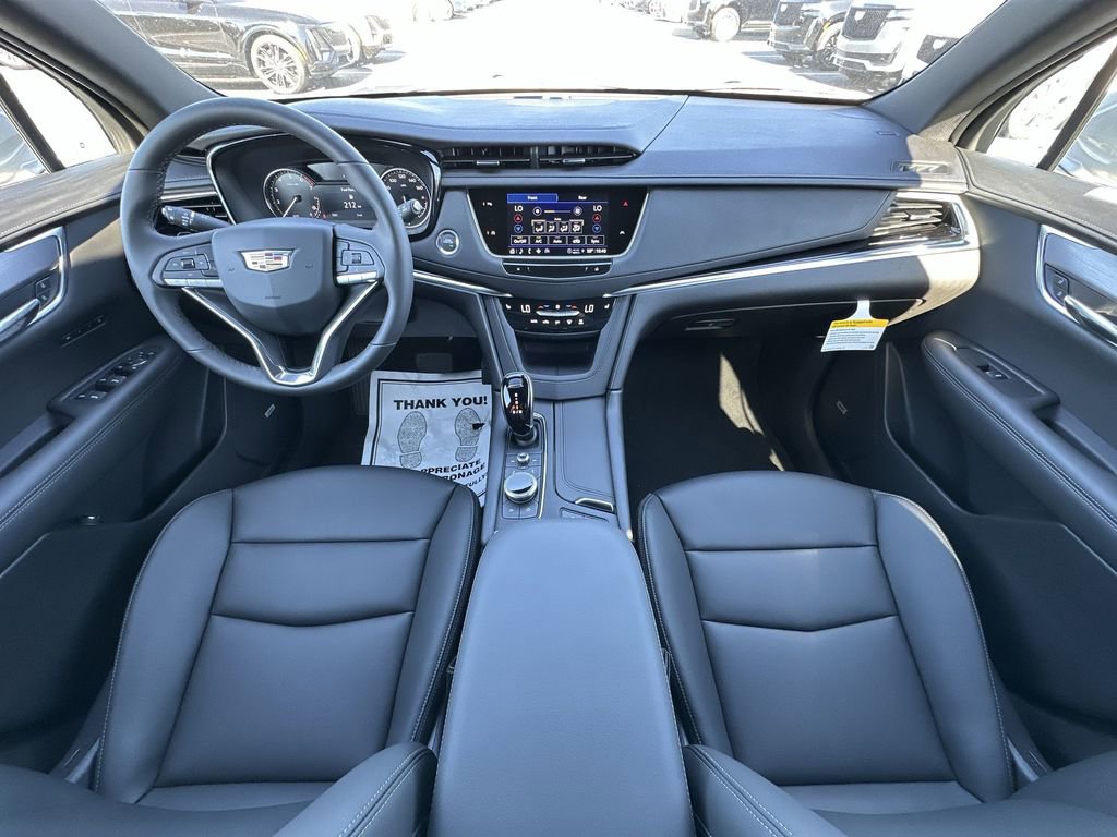 New 2025 Cadillac XT6 Luxury image 20