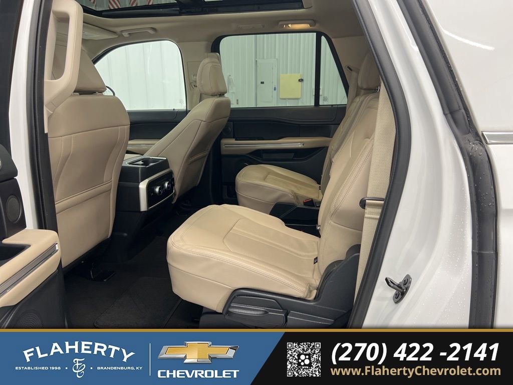 Used 2024 Ford Expedition Max Limited image 11